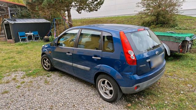 Ford fiesta 1.3 benzin zu verkaufen