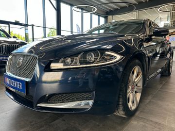Jaguar XF *Keyless*AHK*BI-XENON*Leder*2-Zonen*