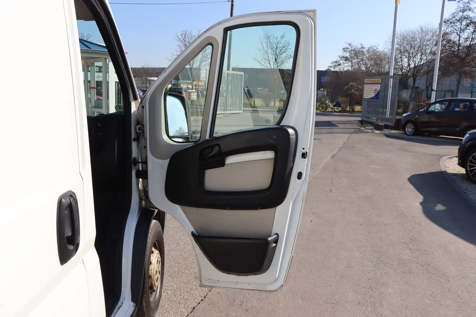 Fahrzeugabbildung Citroën Jumper 33 L3 HDi 130 96kW