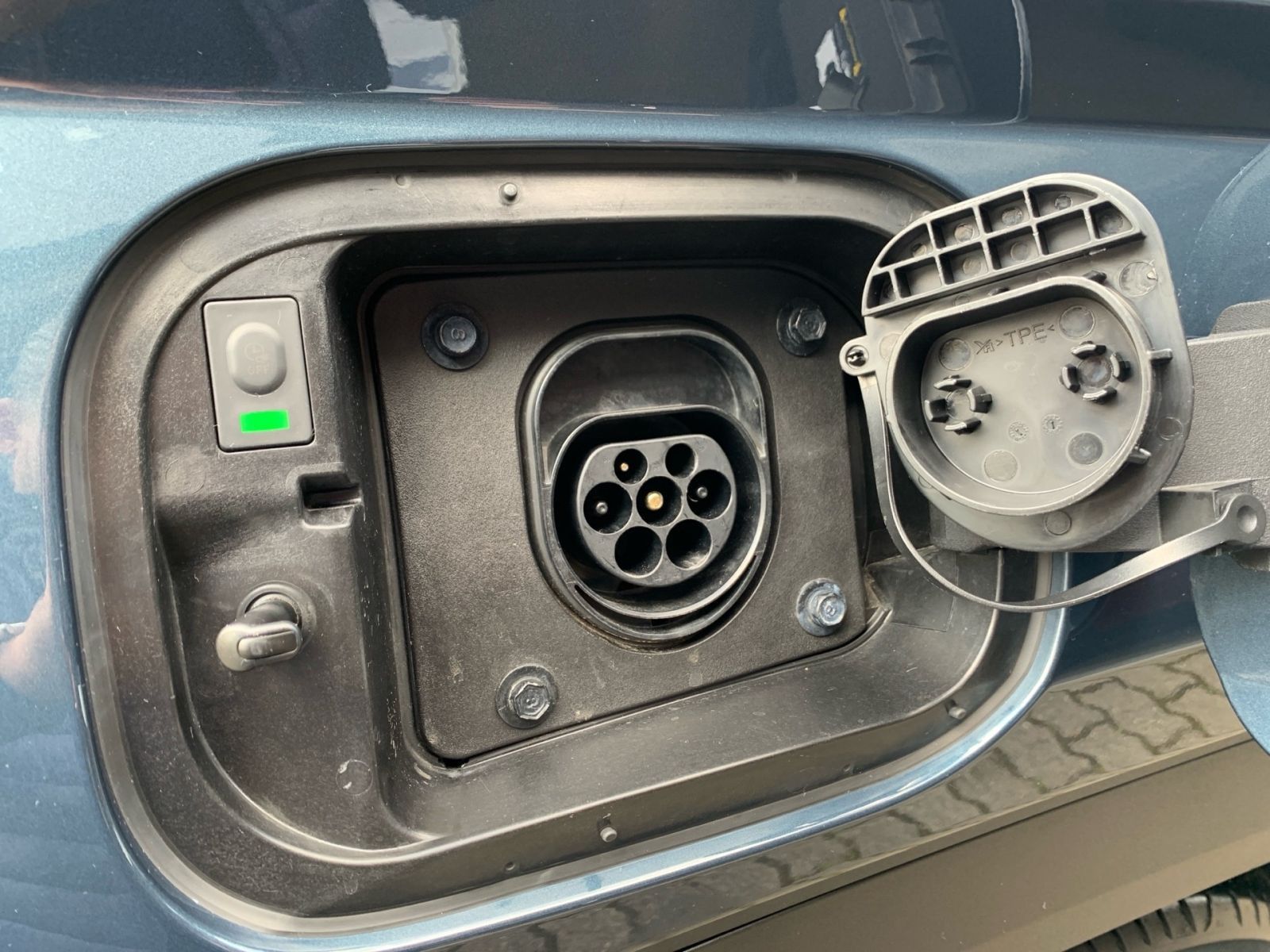 Fahrzeugabbildung Hyundai TUCSON 1.6 T-GDI Trend Plug-In Hybrid 4WD AHK