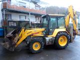 MF Baggerlader MF 860 B mit Zubehör 1 Hand  7950 St - MF Baggerlader