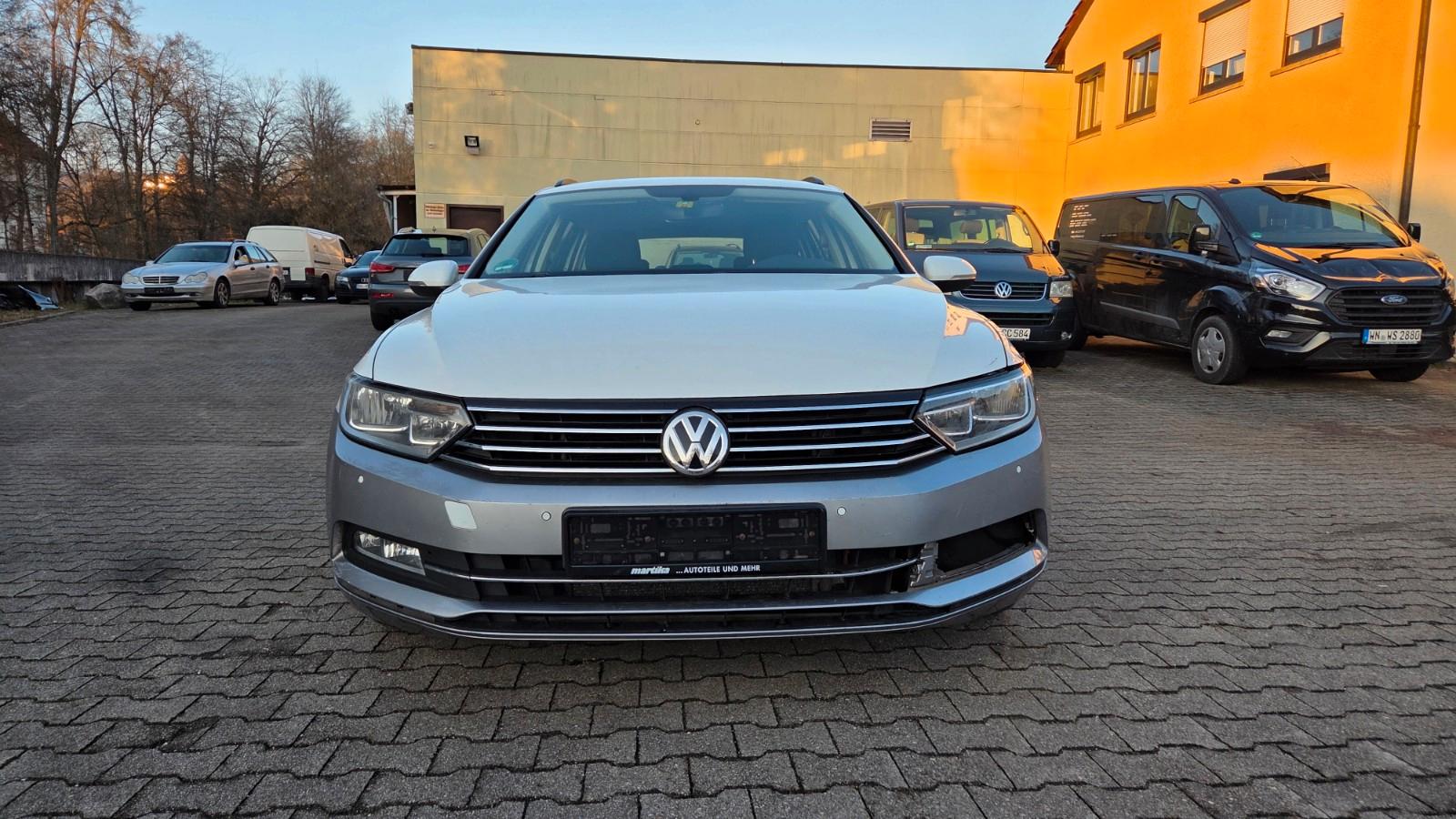Volkswagen Passat Variant 2.0 TDI Comf Navi Voll Fahrbereit