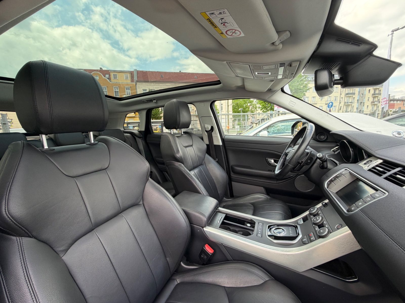 Land Rover Range Rover Evoque SE R-DYNAMIC KAMERA PANO foto 4