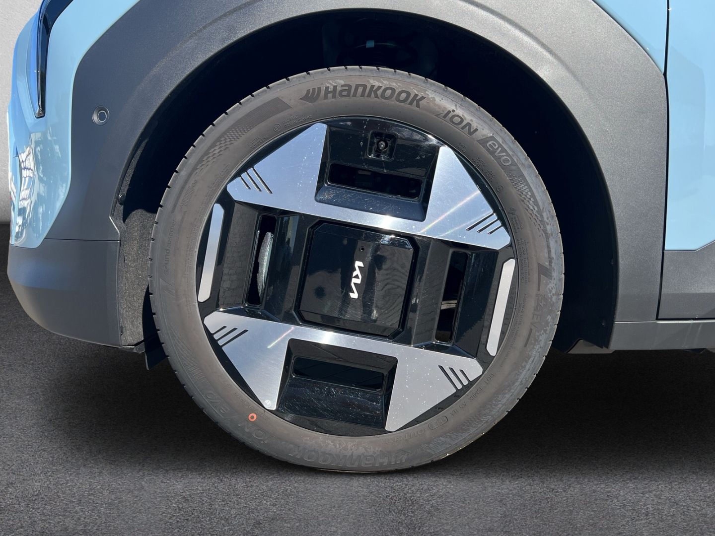 Fahrzeugabbildung Kia EV3 81.4 kWh EARTH *WIC*BUS*UPG*DRIVE*DES*SD*
