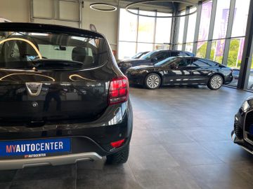 Dacia Sandero II Stepway Celebration *NAVI*PDC*KLIMA*