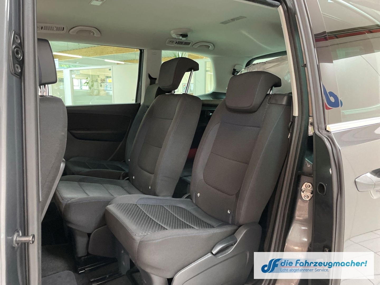 Fahrzeugabbildung Volkswagen Sharan United 2,0TDi 7.Sitzer Navi ACC El. Schie
