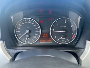 BMW 320 - 11
