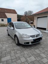 Volkswagen Golf V 1.6 United, TÜV neu, ideal für Anfänger - Gebrauchtwagen in Nürnberg bis 5.000 Euro