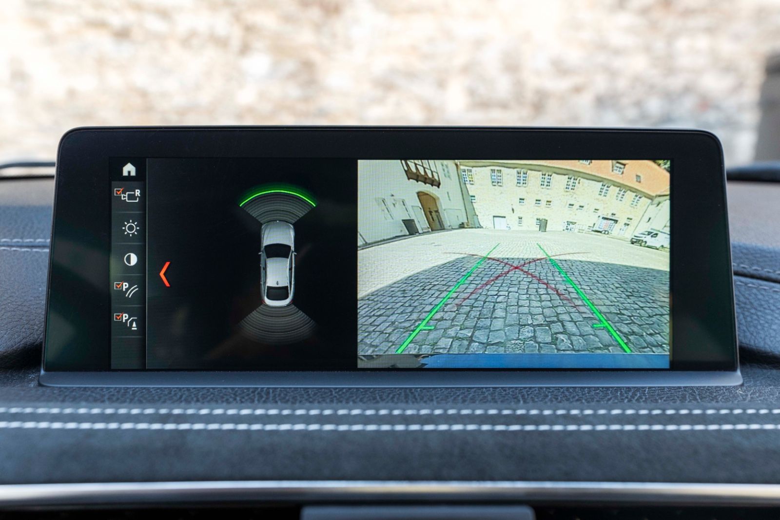 Fahrzeugabbildung BMW 440I COUPE M-PERFORMANCE H&K LED HUD KAM CARPLAY