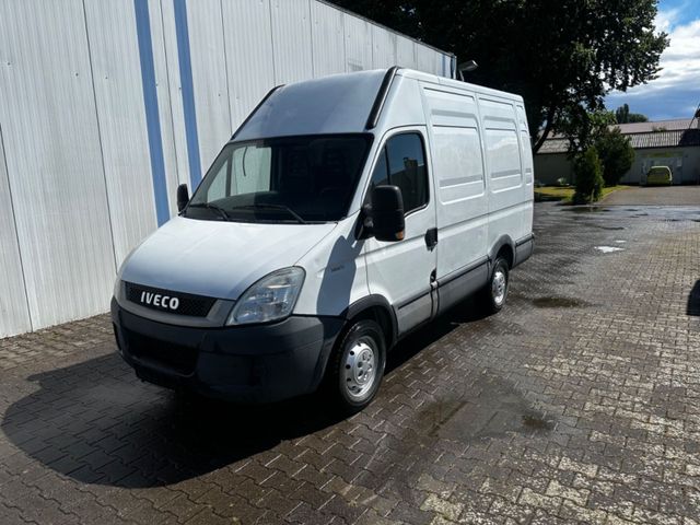 Iveco Daily Kasten Hoch Lang 2.3 (TÜV 10/2026)