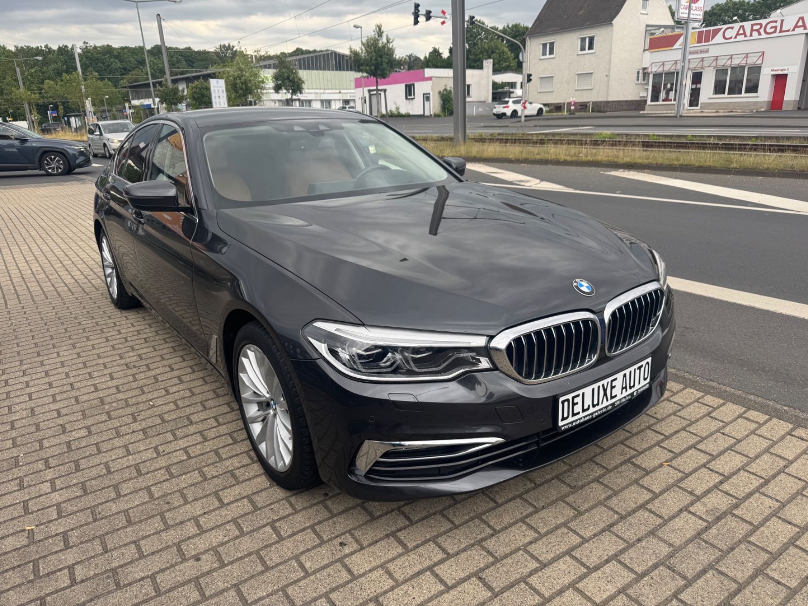 BMW 530 5 Limousine 530 i Luxury Line
