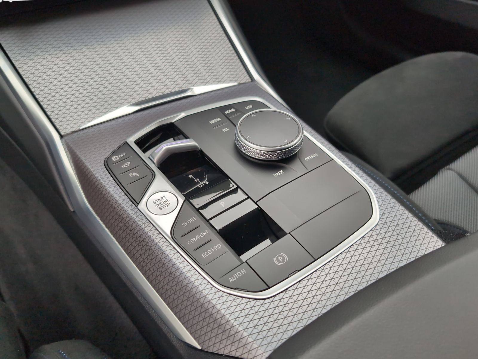 BMW 320 - Bild 14