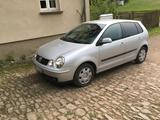 Volkswagen VW Polo 1.2 40KW 5-türig silber Tüv 2 Jahre - Volkswagen Polo: 40