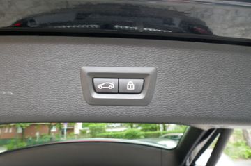 Fahrzeugabbildung BMW X3 xDrive 35 d, M-Paket, Navi, Panorama, LED