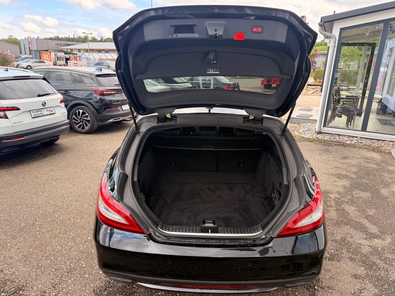 Mercedes-Benz CLS Shooting Brake 4Matic/AMG-LINE/360°KAM/LED