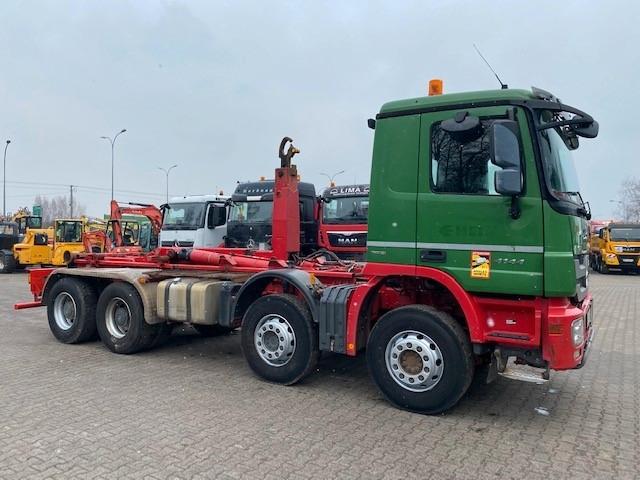 Mercedes-Benz ACTROS 4144 8X4 ABROLLKIPPER HYVALIFT 26.58