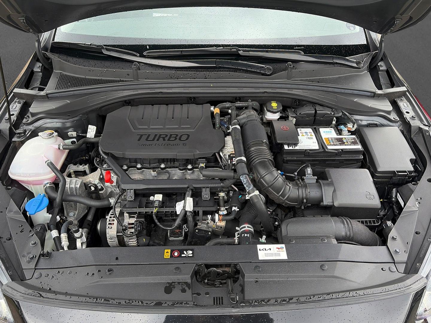 Kia Ceed_sw 1.5 Spirit, DCT, Navi, LED, Kamera