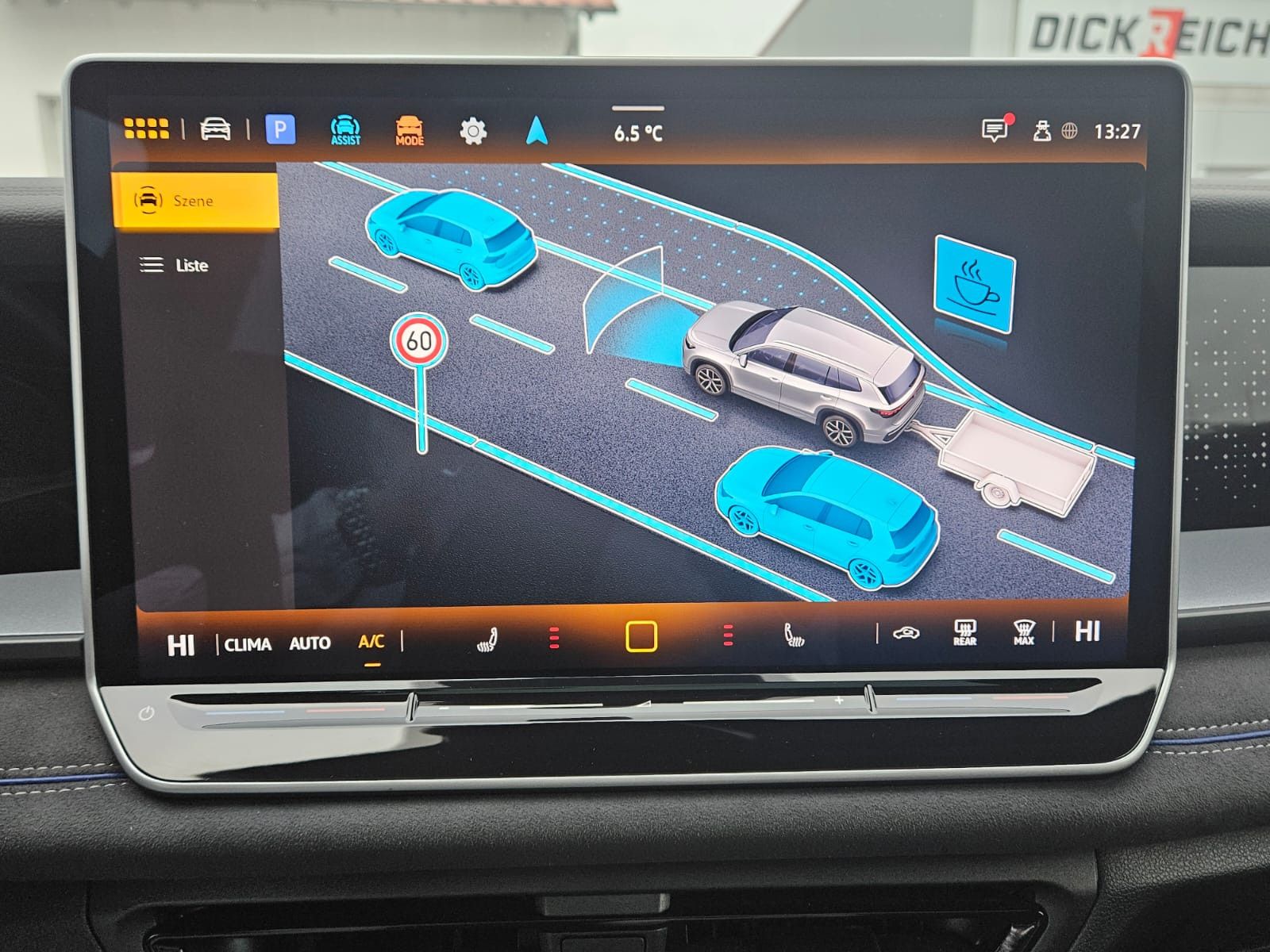 Fahrzeugabbildung Volkswagen Tayron 2.0 TDI 4M R-Line BLACK*7Si*MATRIX*PANO