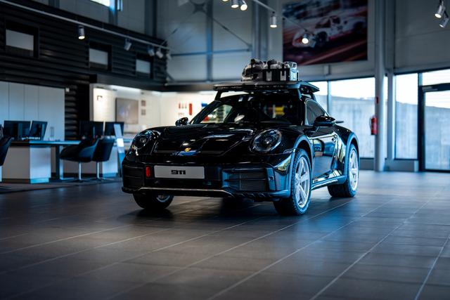 Porsche 911 Dakar