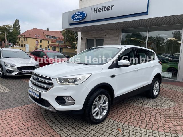 Ford Kuga 1.5 Titanium / Navi+KeyFree+Winter Paket