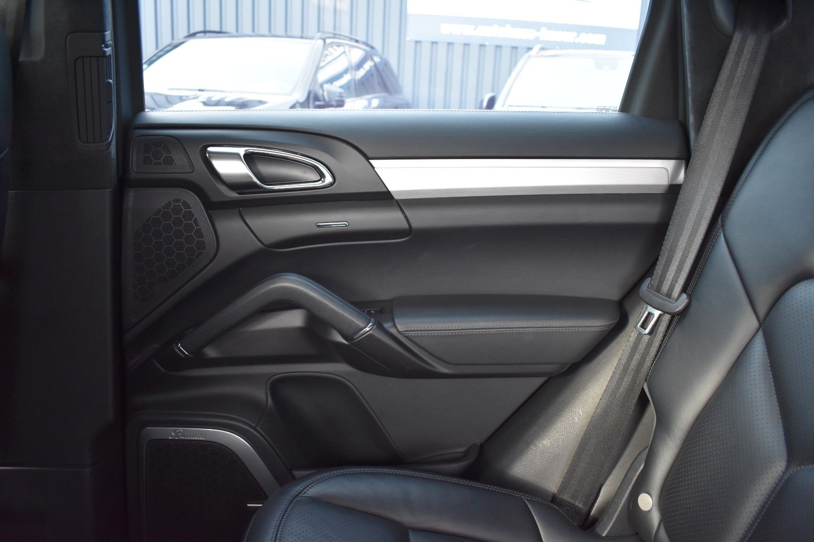 Fahrzeugabbildung Porsche Cayenne Turbo Panorama AHK Sport Chrono Keramik