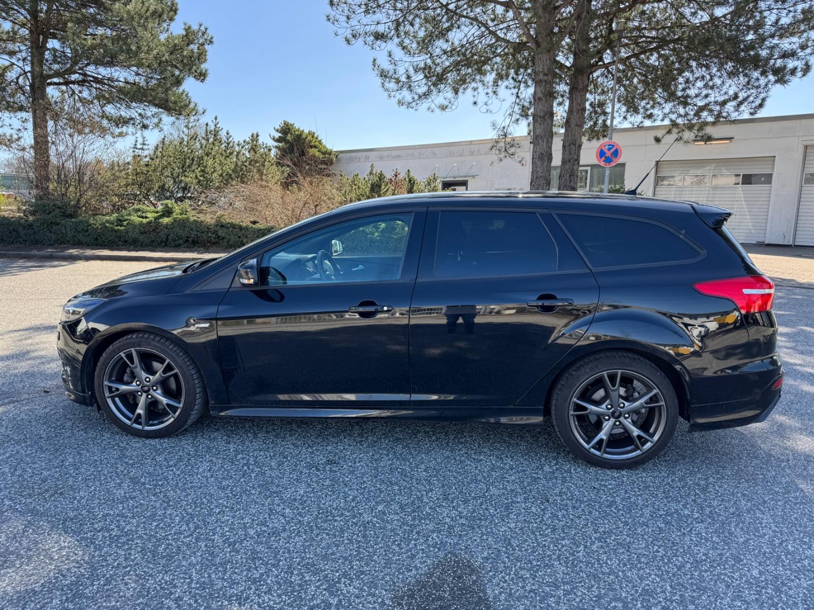 Ford Focus 1.5 Turnier ST-Line