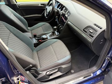 Volkswagen Golf - 12