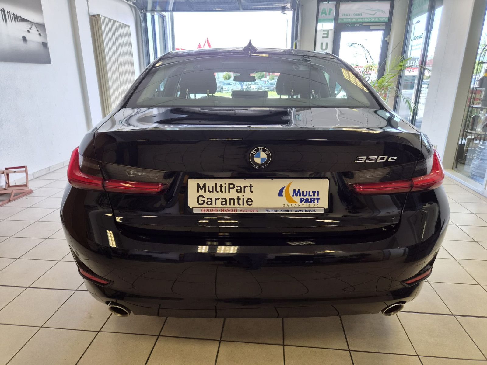 Fahrzeugabbildung BMW 330 e Advantage / NAVI / KLIMA / Garantie