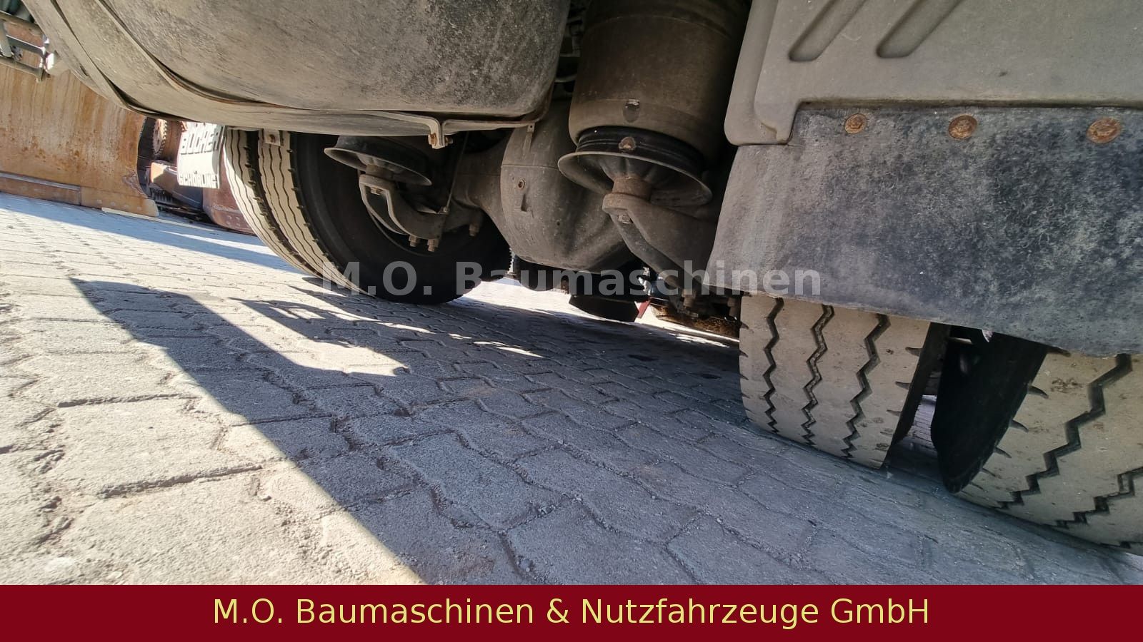 Fahrzeugabbildung Mercedes-Benz Atego 1523