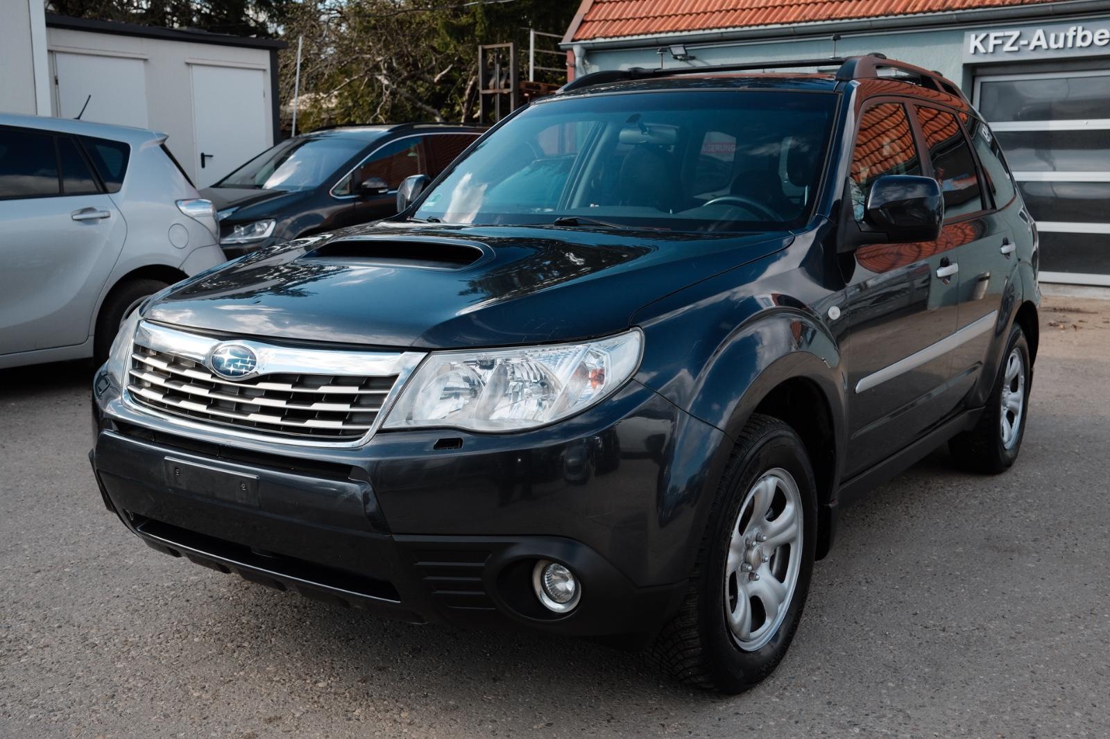 Subaru Forester Comfort - 4x4! / Klima! / Panorama