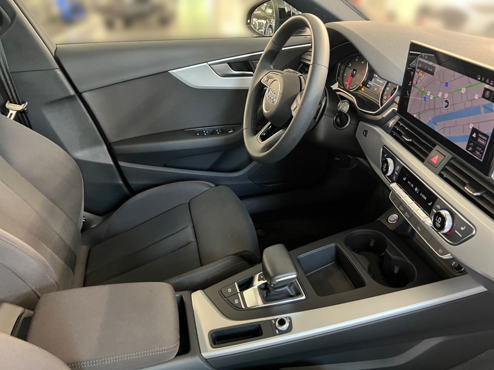 Audi A4 - Bild 13