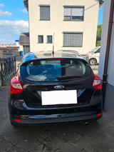Ford Focus 1,6 Ti-VCT Titanium Titanium - Ford Focus aus 2011: 1.6