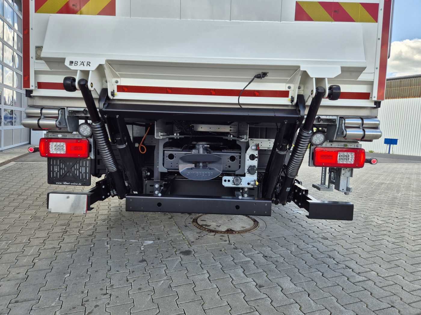 Fahrzeugabbildung Iveco S-Way AD190S40/FP ThermoKing T-1000R LBW Tür AHK