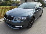 Skoda Octavia 2.0 TDI Joy Combi Joy 109 Tkm. Assistant - Skoda Octavia mit Diesel-Antrieb: Joy