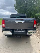 Toyota Hilux - Toyota Hilux aus 2025