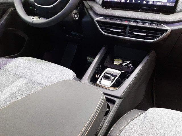 Fahrzeugabbildung Skoda Octavia Combi Selection 2.0TDI DSG PANO Leder