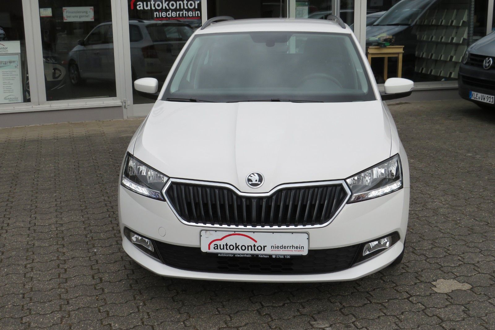 Fahrzeugabbildung SKODA Fabia Combi KLIMA SITZHEIZUNG PDC ALU 1.HAND