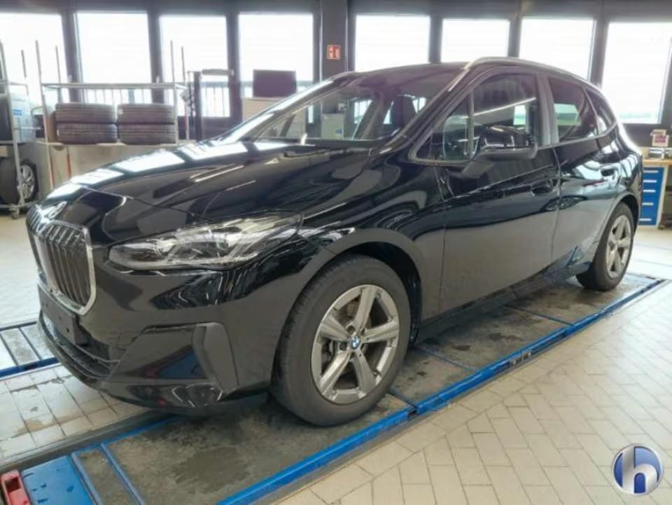 BMW 218i Driving Assistant Plus LED Spiegel Paket 17