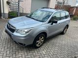 Subaru Forester 2.0/4x4/Navi/1-Hand/AHK/Klimaautomatik - Subaru Gebrauchtwagen von 2015