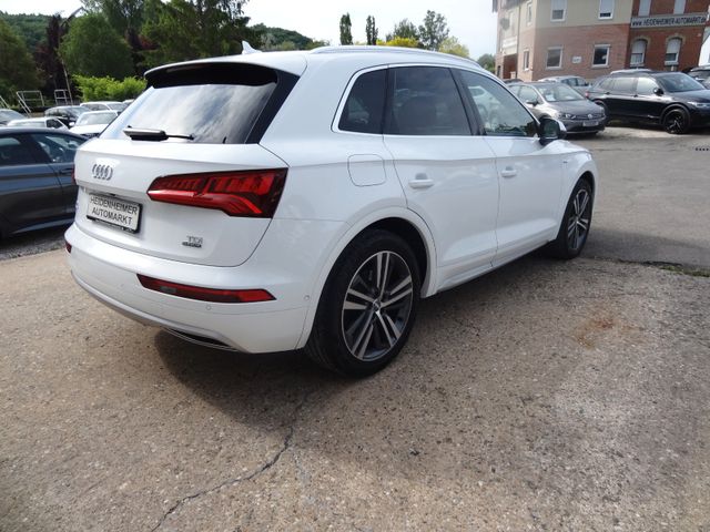 Fahrzeugabbildung Audi Q5 quattro sport/S-Line/HUD/Pano/Navi/Matrix/2.H