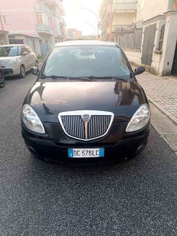 Lancia Ypsilon 1.3 Multijet 16V Platino