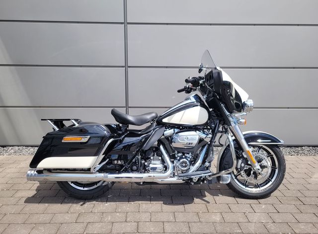 Harley-Davidson Police Electra Glide FLHTP Mit Jekill&Hyde