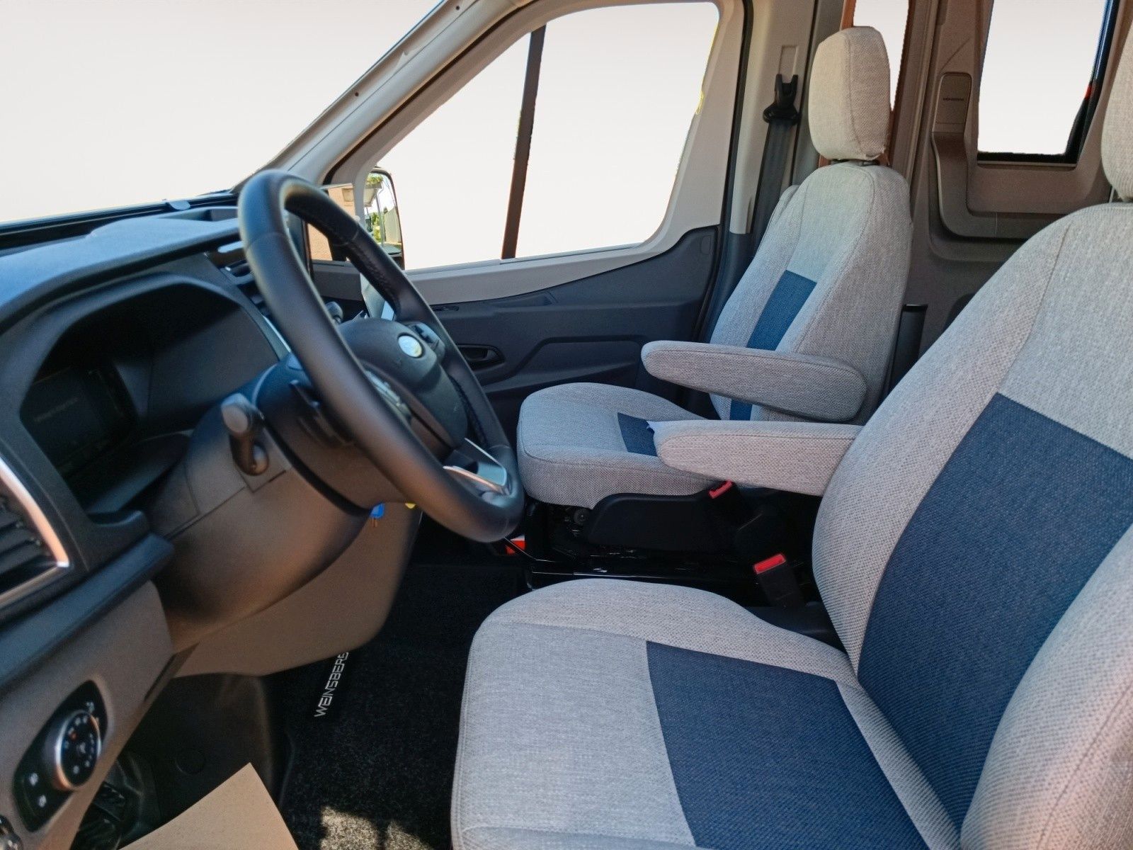 Fahrzeugabbildung Weinsberg CaraSuite 650 MEG Ford *Automatik*Smart-TV