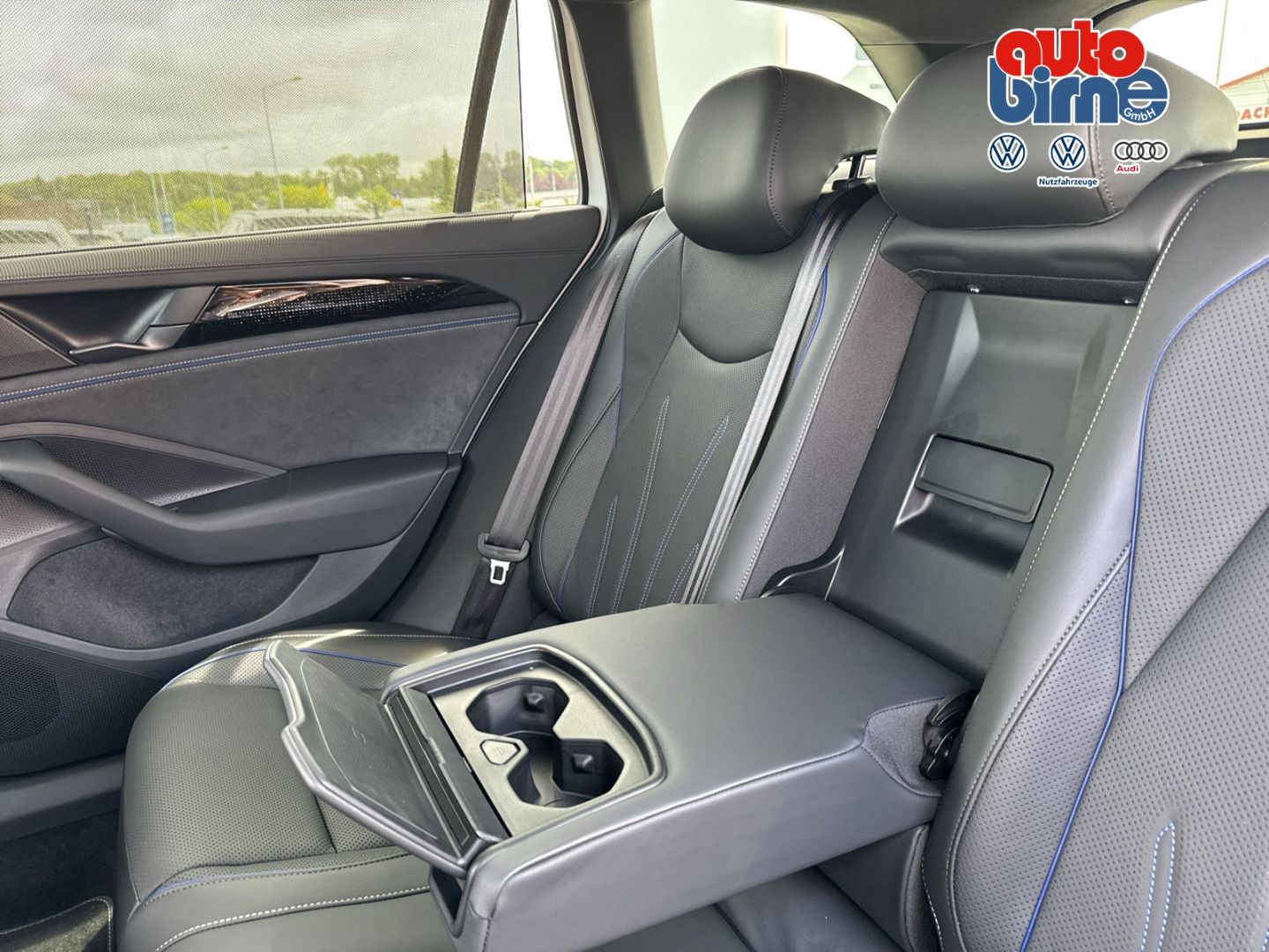 Passat 2.0 TDI R-Line Signature  4Motion HUD Sta
