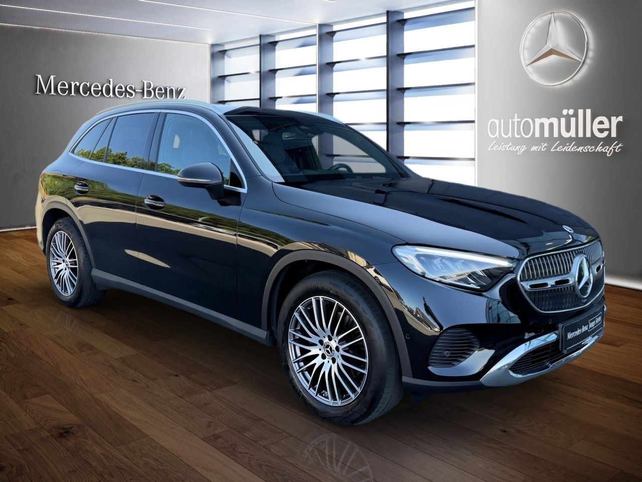 Fahrzeugabbildung Mercedes-Benz GLC 220 d 4M AVANTGARDE+AHK+MEMORY+CARPL+TOTW+