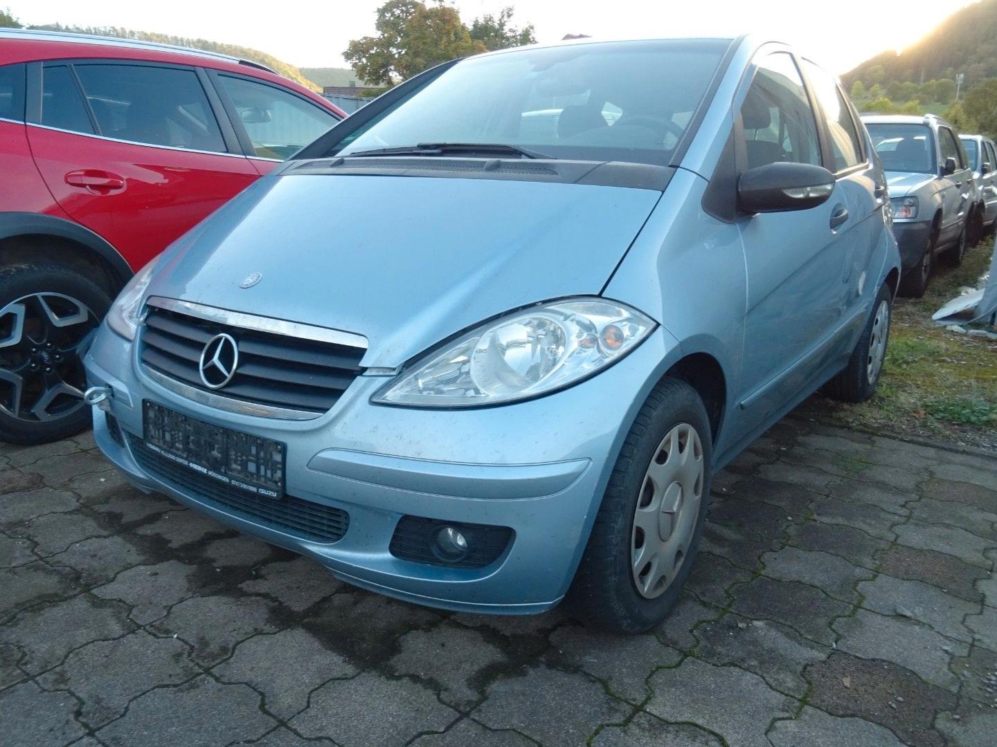 Mercedes-Benz A 150 A A 150 5-türig -MOTOR DEFEKT-