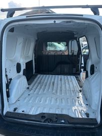 Renault Express - 9