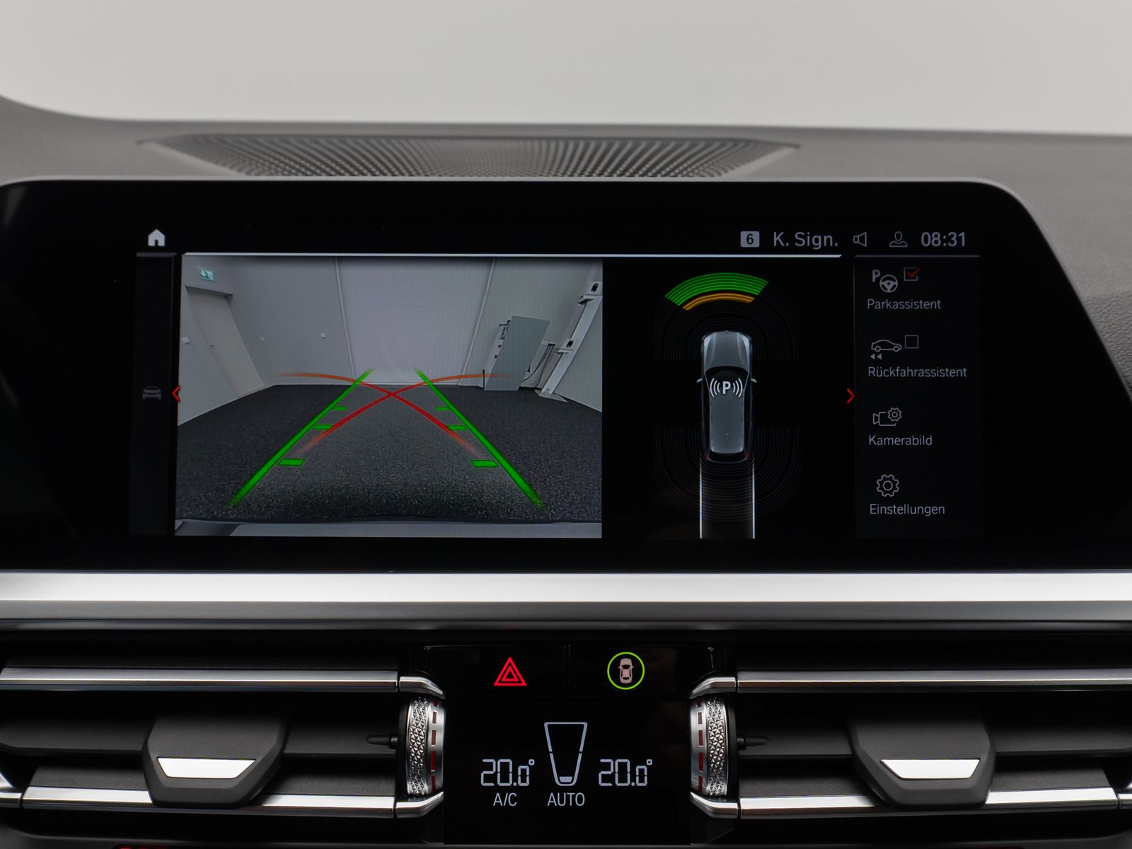 Fahrzeugabbildung BMW 330i M Sport Kamera DAB CockPitPr AHK Alarm 19"