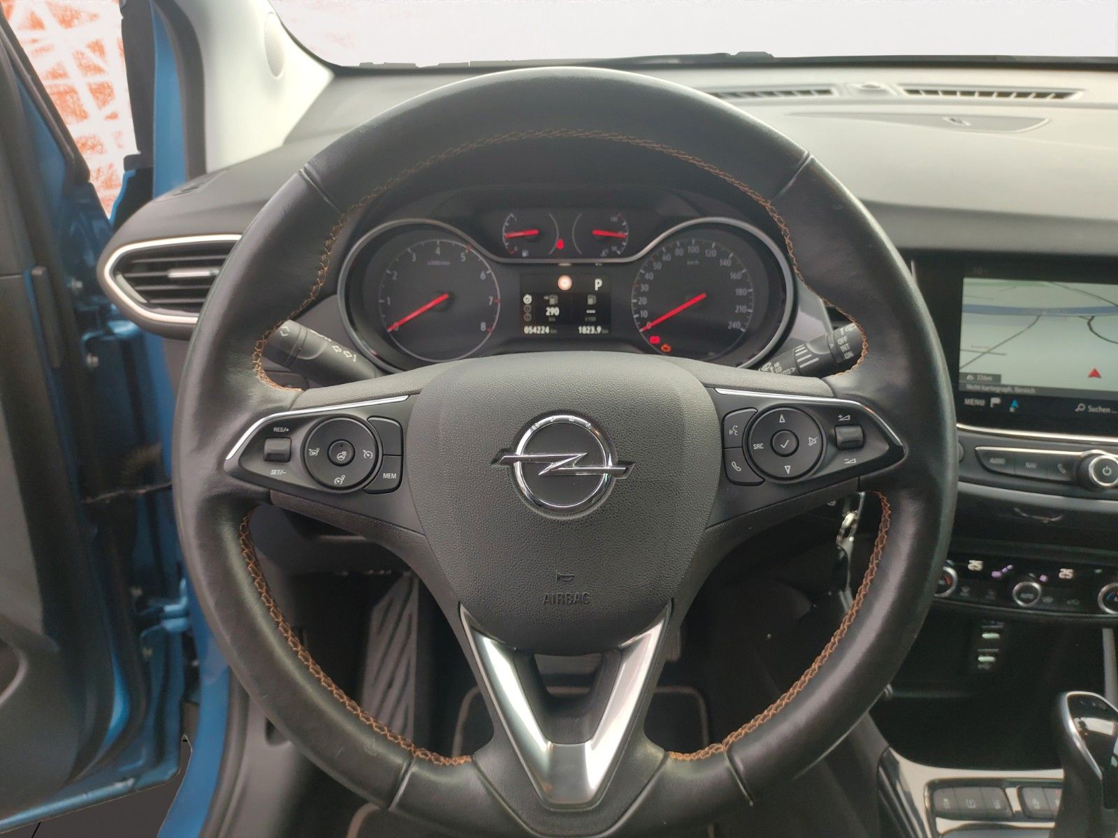 Fahrzeugabbildung Opel Crossland (X) Innovation ! Navi ! PDC ! beh. LR