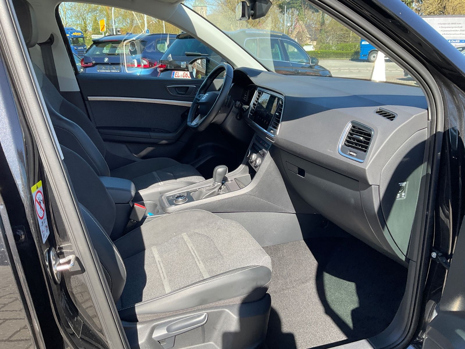 Fahrzeugabbildung SEAT Ateca 1.5 TSI Xperience DSG,LED,Kamera,Navi